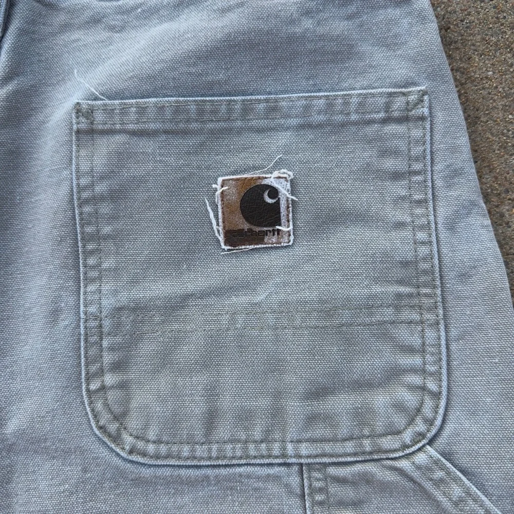 VTG Carhartt B25 DES Duck Canvas Carpenter Cargo Beige Shorts Men's Size 30 (28)